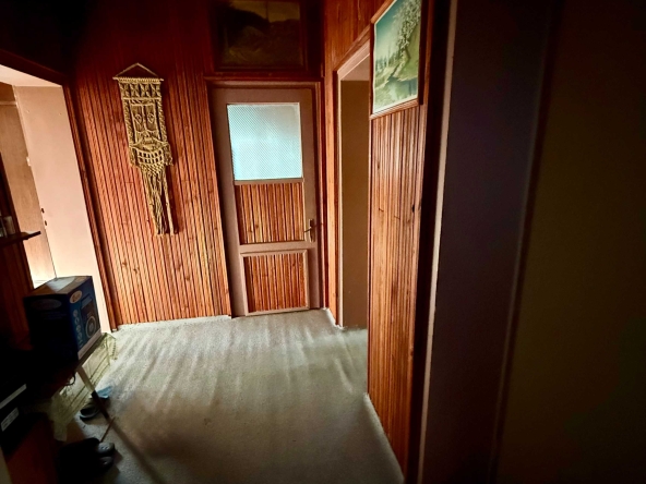 Етаж от къща в Асеновград - 100 кв.м за 1300 €/кв.м - Снимка #1