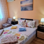 Дава се под наем  в Бургас, Център - 25 кв.м за 30 € - Снимка #1