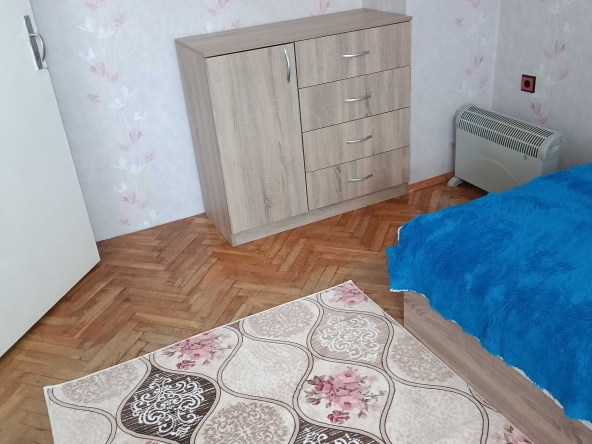 Дава се под наем Двустаен апартамент в Разград, Варош - 68 кв.м за 400 € - Снимка #1