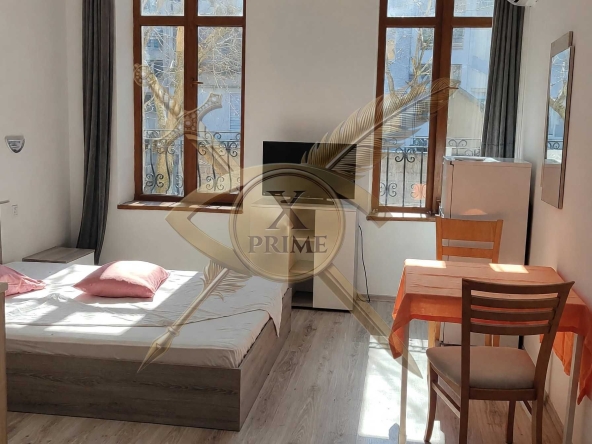 Дава се под наем Едностаен апартамент в Варна, ЖП Гара - 45 кв.м за 450 € - Снимка #1