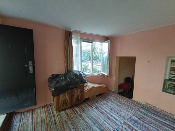 Къща в Силистра, Меджиди Табия - 488 кв.м за 123 €/кв.м - Снимка #1