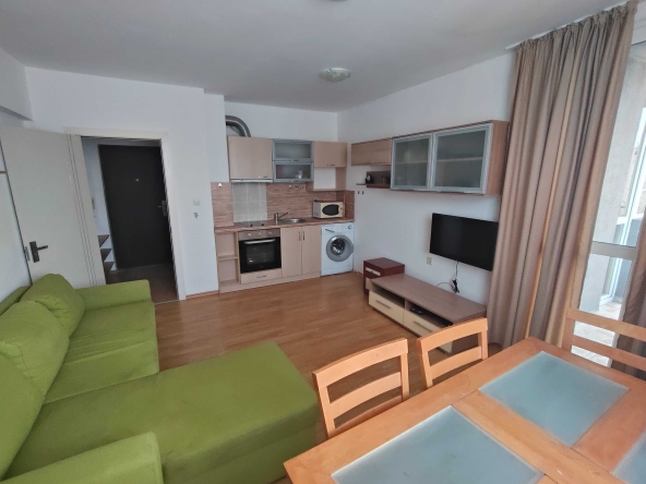 Двустаен апартамент в к.к. Слънчев бряг - 63 кв.м за 1223 €/кв.м - Снимка #1