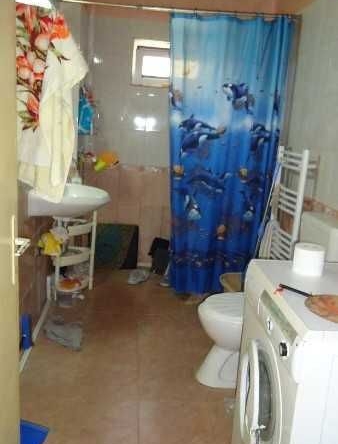 Къща в с. Мечка, Област Плевен - 350 кв.м за 35 €/кв.м - Снимка #1