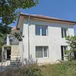 Къща в с. Стоян Михайловски, Област Шумен - 162 кв.м за 463 €/кв.м - Снимка #1