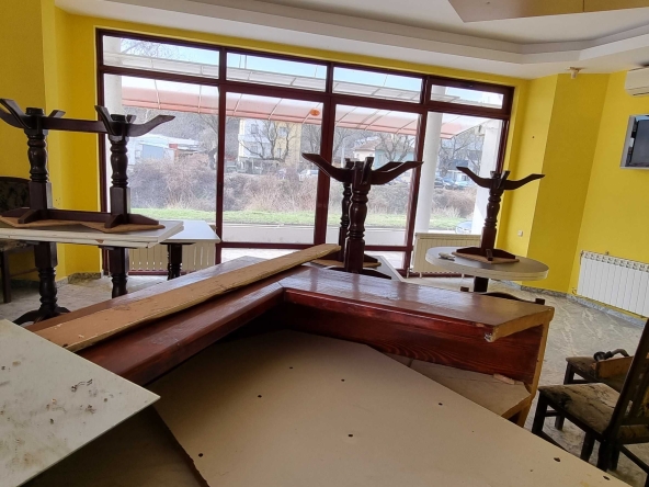 Заведение в Разград, Варош - 150 кв.м за 1534 €/кв.м - Снимка #1