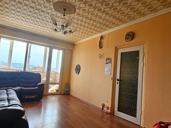 Двустаен апартамент в Казанлък - 70 кв.м за 858 €/кв.м - Снимка #1