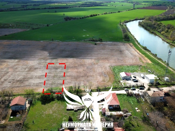 Земеделски имот в с. Болярци, Област Пловдив за 21000 €/дка - Снимка #1