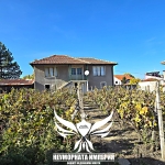 Къща в с. Долнослав, Област Пловдив - 190 кв.м за 327 €/кв.м - Снимка #1