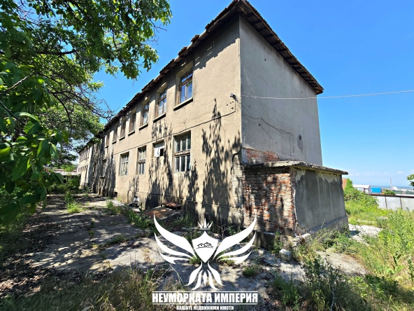 Дава се под наем Склад в Куклен - 1800 кв.м за 2120 € - Снимка #1