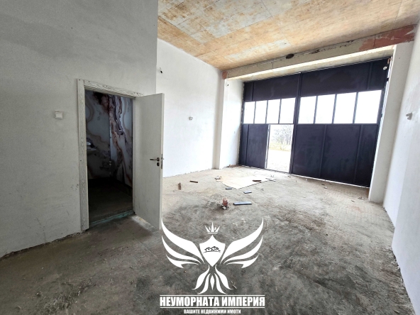 Дава се под наем Склад в Асеновград - 60 кв.м за 300 € - Снимка #1