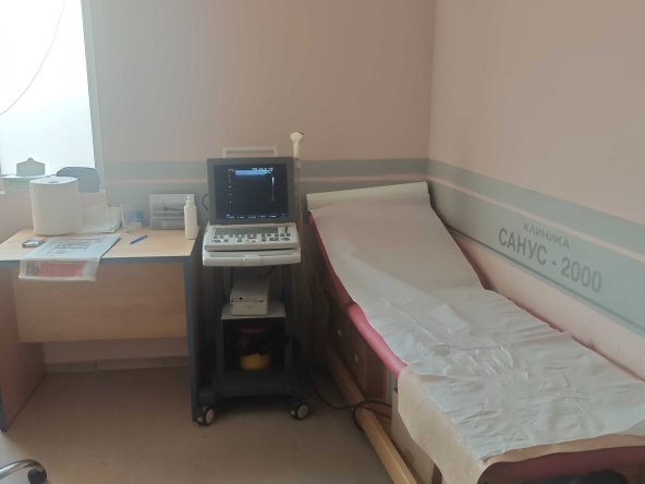 Дава се под наем Офис в София, Хиподрума - 15 кв.м за 300 € - Снимка #1