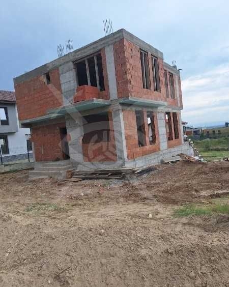 Къща в с. Брестник, Област Пловдив - 185 кв.м за 1811 €/кв.м - Снимка #1