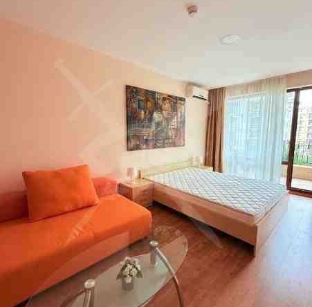 Едностаен апартамент в Свети Влас - 48 кв.м за 2009 €/кв.м - Снимка #1