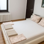 Дава се под наем Етаж от къща в Варна, м-т Траката - 110 кв.м за 580 € - Снимка #1