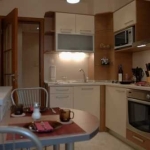 Дава се под наем Двустаен апартамент в София, Център - 65 кв.м за 499 € - Снимка #1