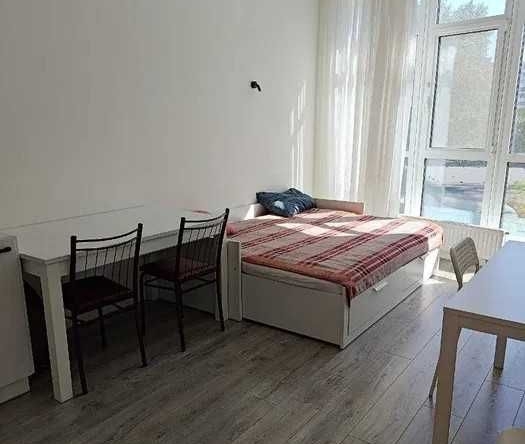 Дава се под наем Едностаен апартамент в Варна, Левски - 30 кв.м за 280 € - Снимка #1