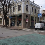 Дава се под наем Офис в Шумен, Херсон - 40 кв.м за 750 € - Снимка #1