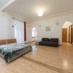 Едностаен апартамент в София, Център - 45 кв.м за 3089 €/кв.м - Снимка #1