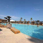Тристаен апартамент в к.к. Златни пясъци - 113 кв.м за 2450 €/кв.м - Снимка #1
