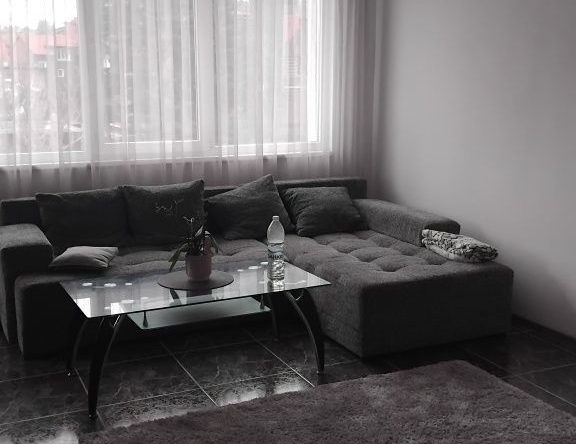 Четиристаен апартамент в Кюстендил, Никола Въжаров - 93 кв.м за 1366 €/кв.м - Снимка #1