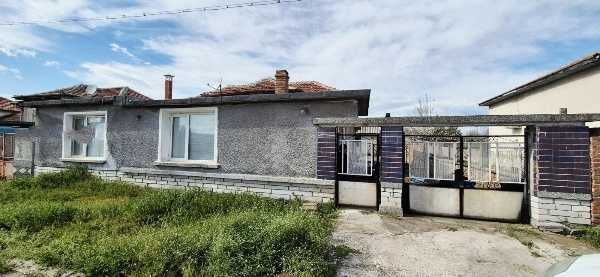 Къща в с. Татарево, Област Пловдив - 120 кв.м за 691 €/кв.м - Снимка #1