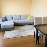 Дава се под наем Тристаен апартамент в Пловдив, Кършияка - 70 кв.м за 200 € - Снимка #1