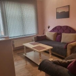 Дава се под наем Двустаен апартамент в Пловдив, Център - 65 кв.м за 195 € - Снимка #1