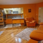 Дава се под наем Тристаен апартамент в Варна, Завод Дружба - 100 кв.м за 900 € - Снимка #1