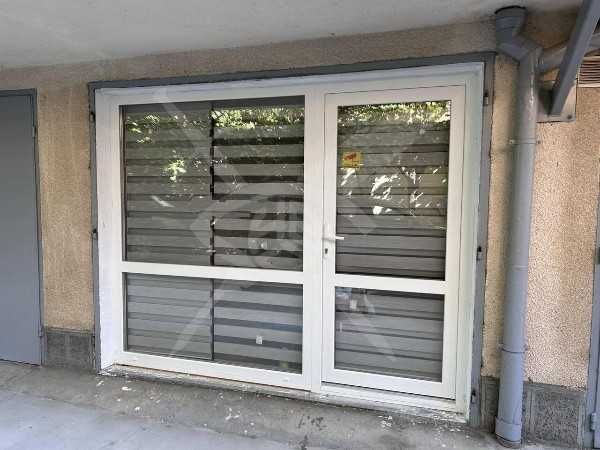 Дава се под наем Магазин в Стара Загора, Център - 18 кв.м за 150 € - Снимка #1