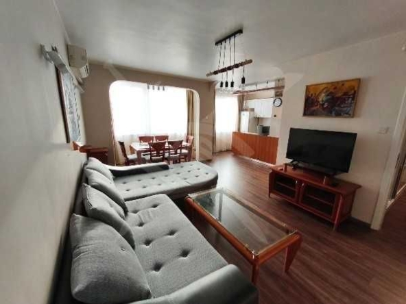 Дава се под наем Тристаен апартамент в Стара Загора, Център - 82 кв.м за 450 € - Снимка #1