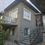 Къща в Пирдоп - 136 кв.м за 1456 €/кв.м - Снимка #1