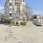Дава се под наем Магазин в Ямбол, Аврен - 77 кв.м за 400 € - Снимка #1