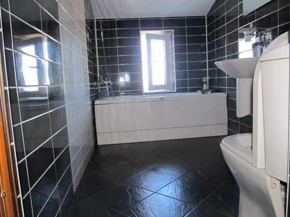 Многостаен апартамент в Варна, Център - 140 кв.м за 1572 €/кв.м - Снимка #1