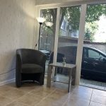 Дава се под наем Магазин в Пловдив, Гагарин - 22 кв.м за 280 € - Снимка #1
