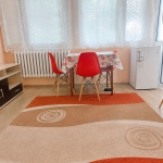 Дава се под наем Едностаен апартамент в Пловдив, Център - 40 кв.м за 260 € - Снимка #1