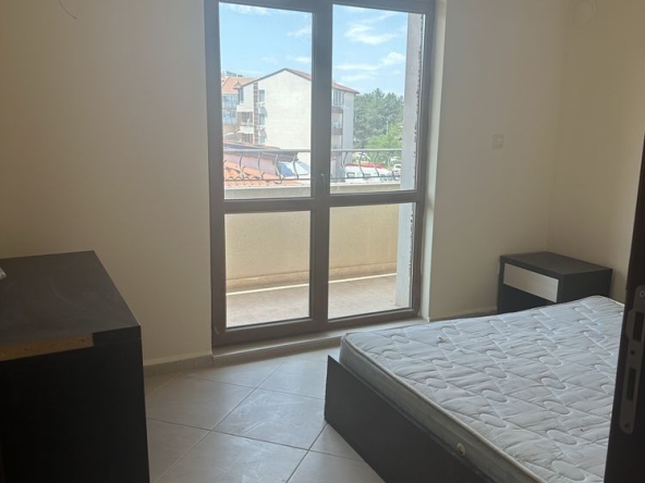 Двустаен апартамент в Несебър - 76 кв.м за 18 €/кв.м - Снимка #1