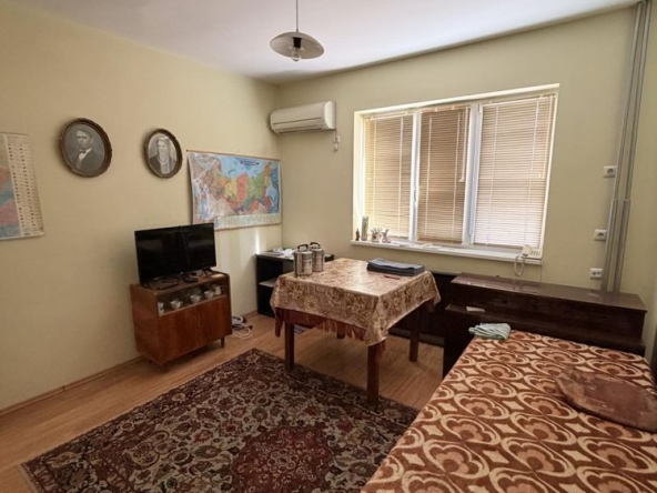 Тристаен апартамент в Казанлък - 80 кв.м за 1875 €/кв.м - Снимка #1