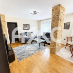 Дава се под наем Тристаен апартамент в София, Карпузица - 100 кв.м за 850 € - Снимка #1