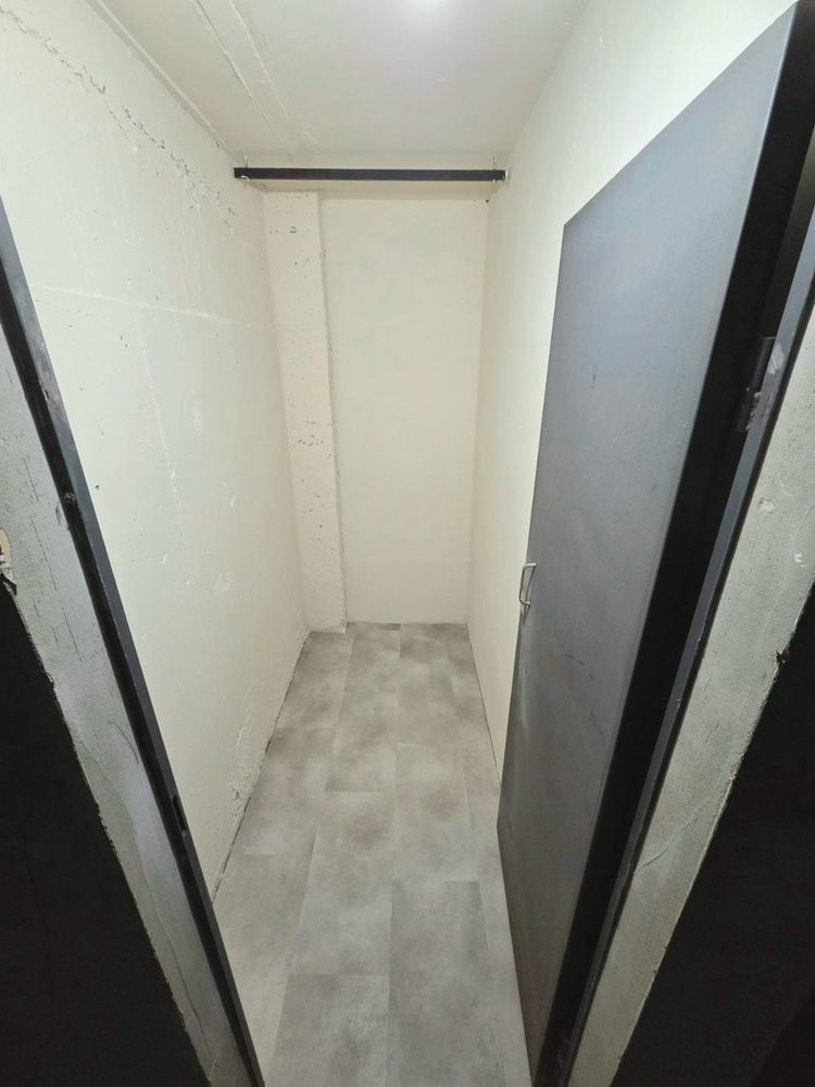 Дава се под наем Склад в София, Зона Б-18 - 3 кв.м за 50 € - Снимка #1
