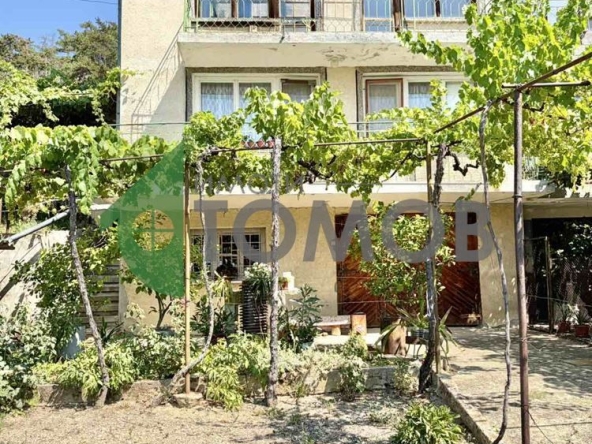 Къща в с. Дълбоки, Област Стара Загора - 140 кв.м за 589 €/кв.м - Снимка #1