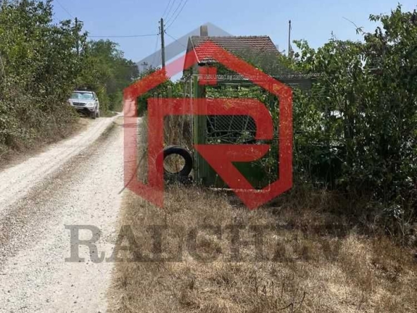 Парцел в с. Константиново, Област Варна - 600 кв.м за 15 €/кв.м - Снимка #1