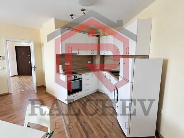 Дава се под наем Двустаен апартамент в Варна, Левски - 72 кв.м за 650 € - Снимка #1
