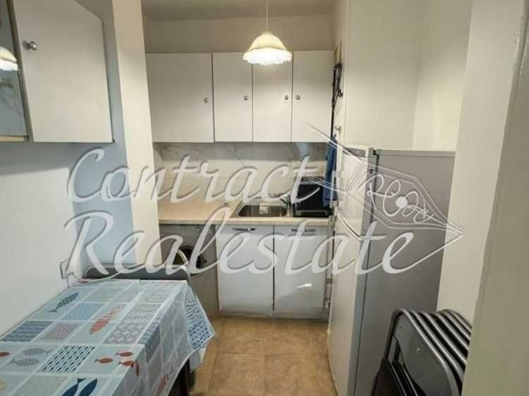 Дава се под наем Едностаен апартамент в Варна, ЖП Гара - 40 кв.м за 350 € - Снимка #1
