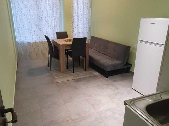 Дава се под наем Двустаен апартамент в София, Надежда 2 - 55 кв.м за 610 € - Снимка #1