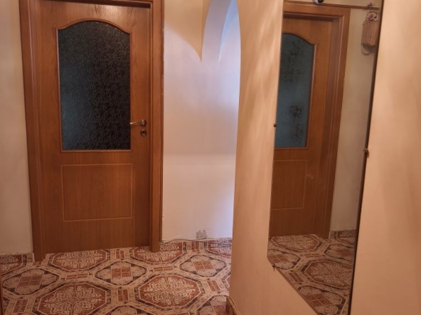 Четиристаен апартамент в Шумен, Добруджански - 77 кв.м за 1988 €/кв.м - Снимка #1