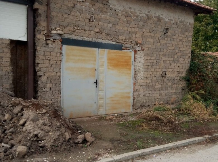 Парцел в с. Ястребово, Област Стара Загора - 890 кв.м за 32 €/кв.м - Снимка #1