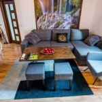 Дава се под наем Тристаен апартамент в София, Център - 90 кв.м за 669 € - Снимка #1