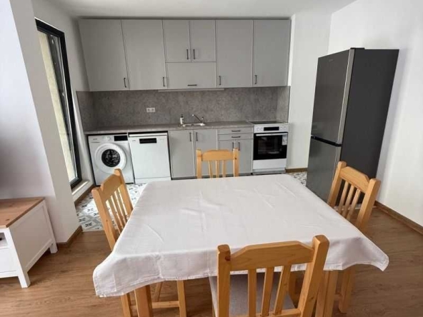 Дава се под наем Двустаен апартамент в София, Зона Б-18 - 90 кв.м за 700 € - Снимка #1