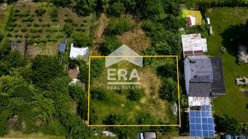 Парцел в с. Езерово, Област Варна - 600 кв.м за 30 €/кв.м - Снимка #1