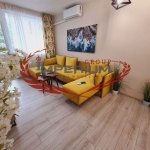 Дава се под наем Тристаен апартамент в Варна, Нептун - 100 кв.м за 990 € - Снимка #1